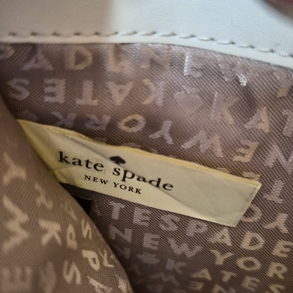 kate spade White Leather Clutch Wallet - Picture 3 of 6